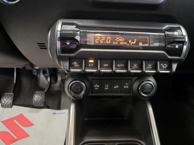 SUZUKI Ignis usata, con Fari LED