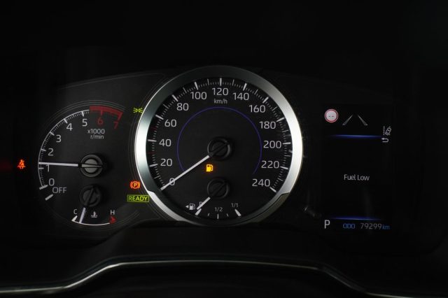 TOYOTA Corolla usata 12