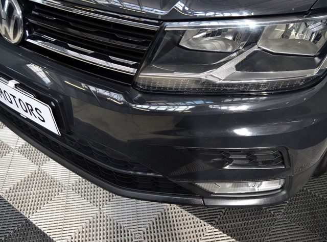 VOLKSWAGEN Tiguan usata, con USB