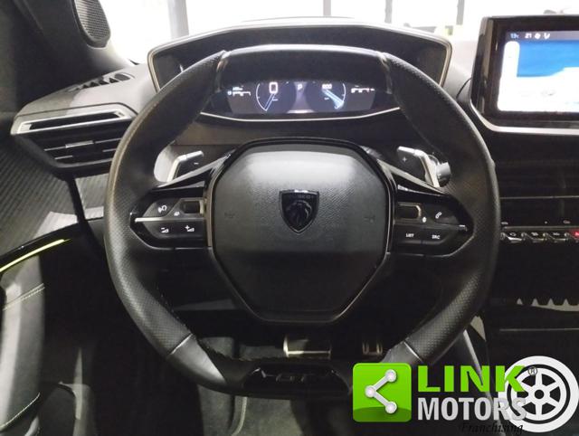 PEUGEOT 2008 usata, con Specchietti laterali elettrici