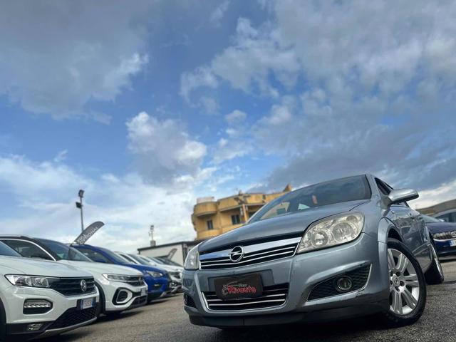 OPEL Astra usata, con Airbag