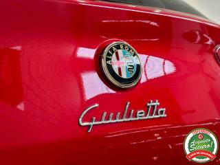 ALFA ROMEO Giulietta usata, con Autoradio