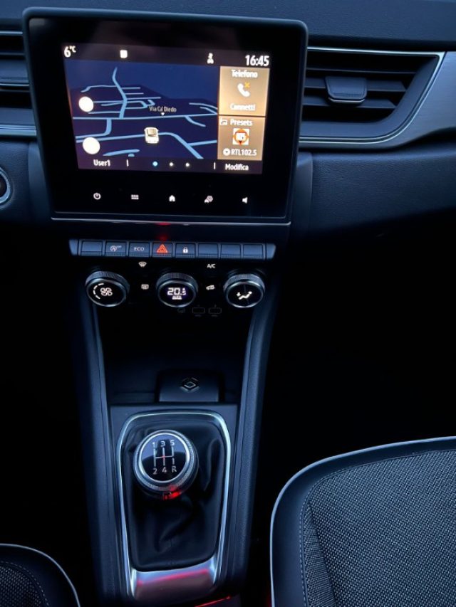 RENAULT Captur usata, con Fari Xenon