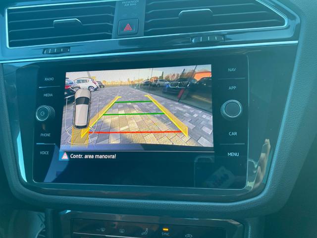 VOLKSWAGEN Tiguan usata, con USB