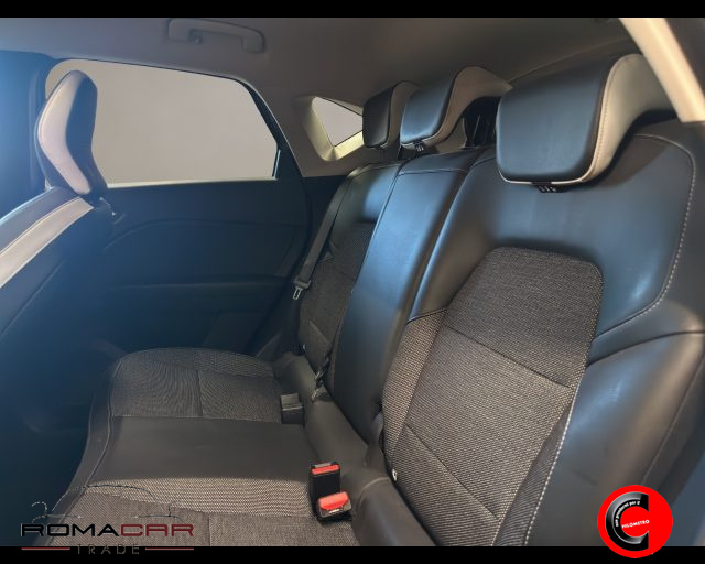 RENAULT Captur usata, con Fari LED