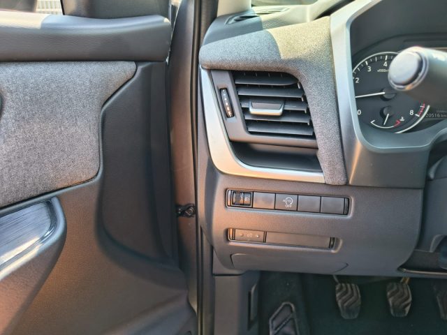 NISSAN Qashqai usata, con Fari Xenon