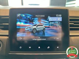 RENAULT Captur usata, con Volante in pelle