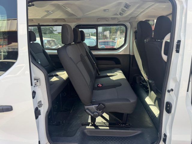RENAULT Trafic usata, con Controllo elettronico della corsia
