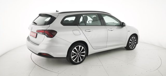FIAT Tipo usata, con Luci diurne LED