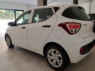 HYUNDAI i10 usata, con Chiusura centralizzata