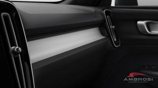 VOLVO XC40 usata 11