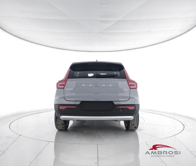 VOLVO XC40 usata 5