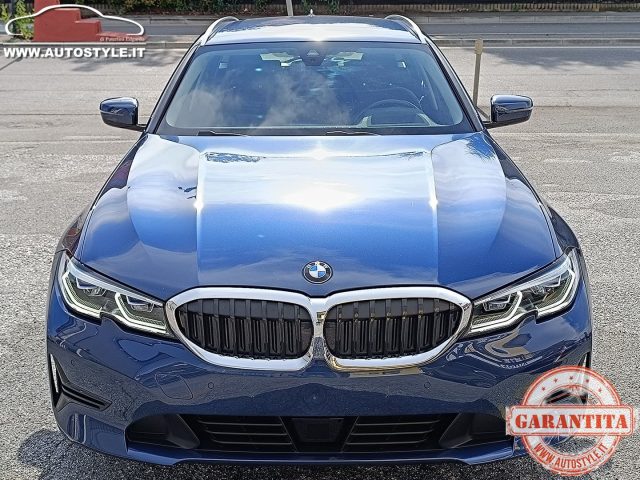 BMW 320 usata, con Volante multifunzione