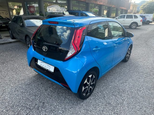 TOYOTA Aygo usata, con Autoradio
