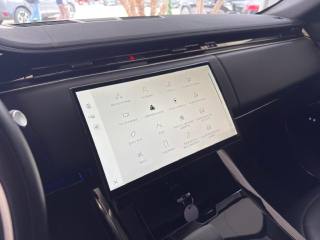 LAND ROVER Range Rover Sport usata, con Autoradio digitale