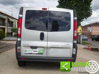 OPEL Vivaro usata, con Autoradio