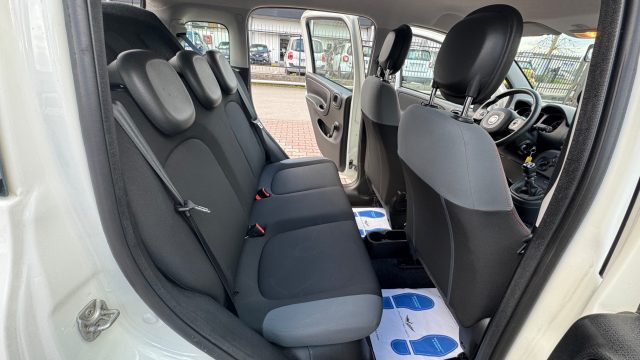 FIAT New Panda usata, con USB