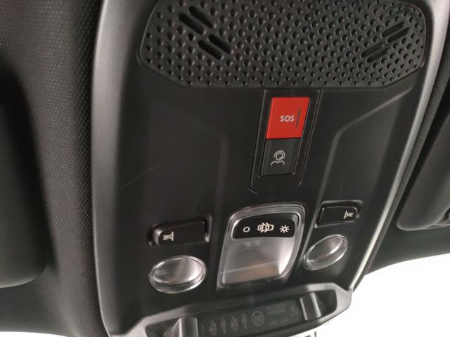 PEUGEOT 2008 usata, con Volante in pelle