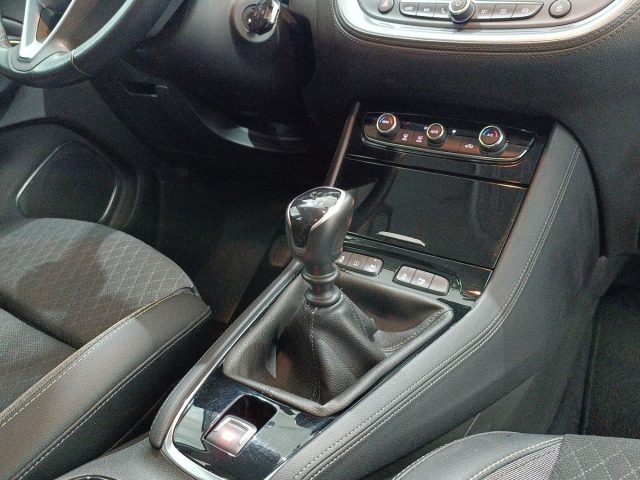 OPEL Grandland X usata, con Climatizzatore