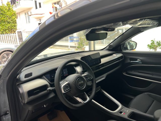 JEEP Avenger usata, con Sensori di parcheggio anteriori