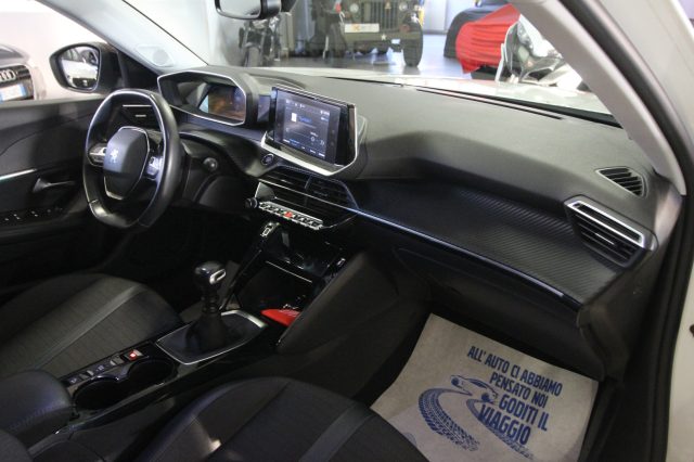 PEUGEOT 2008 usata, con Climatizzatore