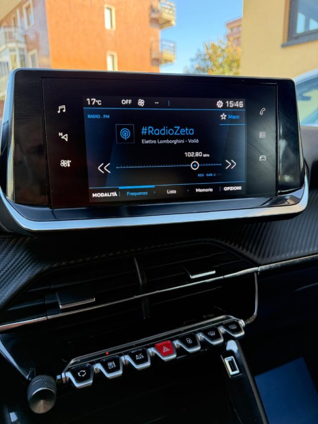 PEUGEOT 2008 usata, con Bluetooth