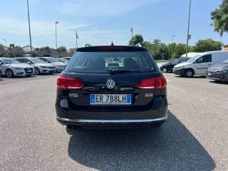 VOLKSWAGEN Passat usata, con Autoradio