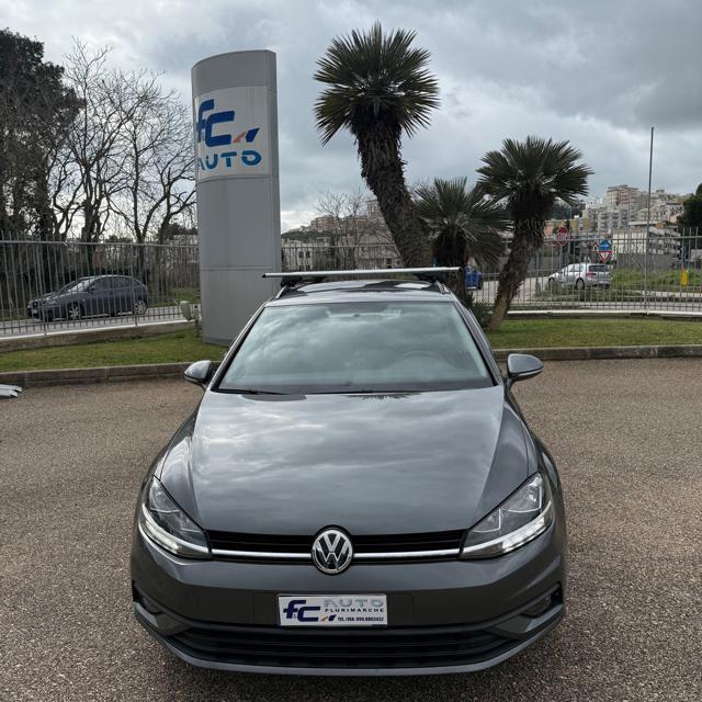 VOLKSWAGEN Golf Variant usata, con Autoradio
