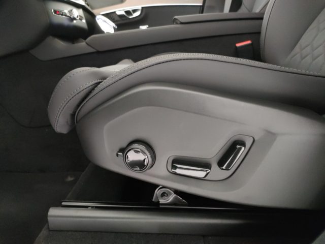 VOLVO XC90 usata, con Sedili riscaldati