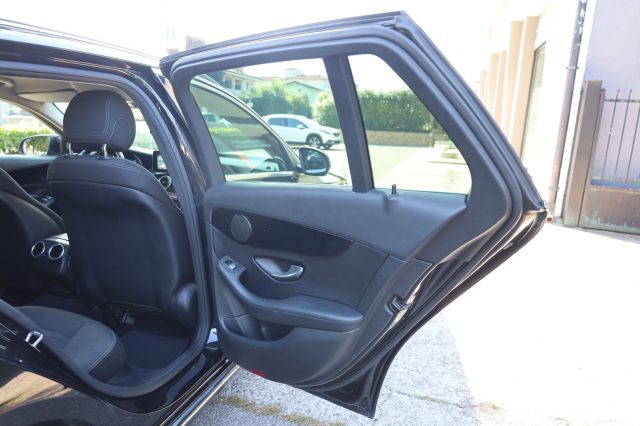 MERCEDES-BENZ C 220 usata 97