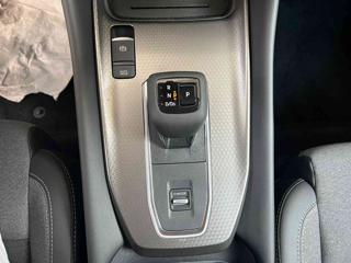 NISSAN Qashqai usata, con Controllo automatico clima