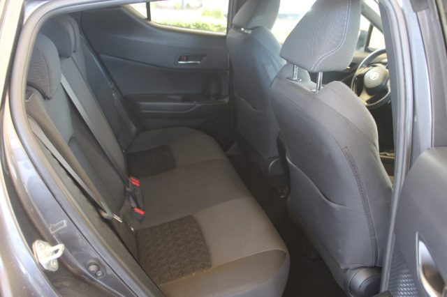TOYOTA C-HR usata, con Cruise Control