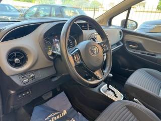 TOYOTA Yaris usata, con Controllo automatico clima