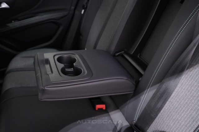 PEUGEOT 3008 usata, con Head-up display