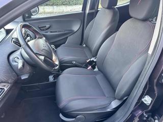 LANCIA Ypsilon usata, con Park Distance Control