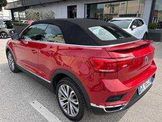 VOLKSWAGEN T-Roc usata, con Autoradio