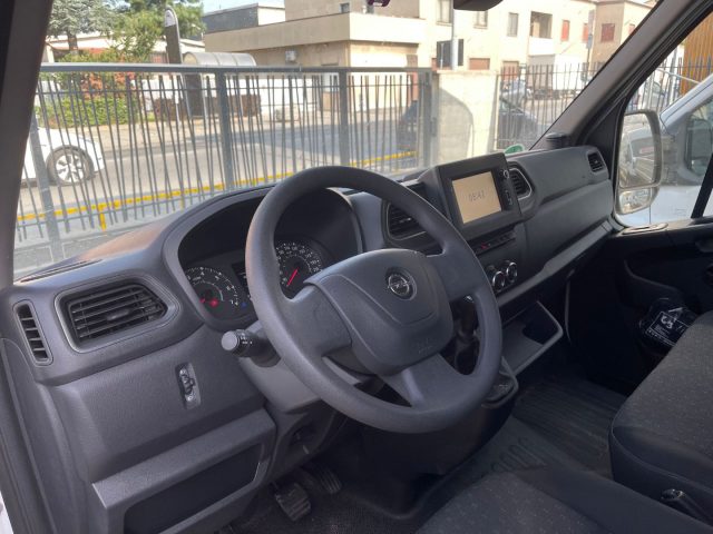 OPEL Movano usata, con Autoradio