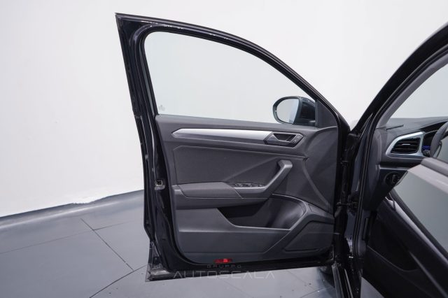 VOLKSWAGEN T-Roc usata, con Climatizzatore