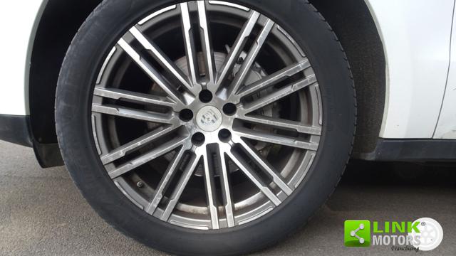 PORSCHE Macan usata, con Airbag laterali