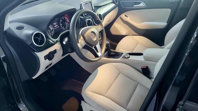 MERCEDES-BENZ B 180 usata, con Bracciolo