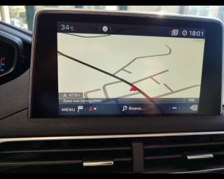 PEUGEOT 5008 usata, con Head-up display