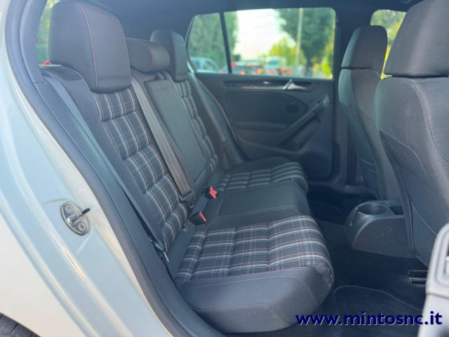 VOLKSWAGEN Golf usata, con ESP