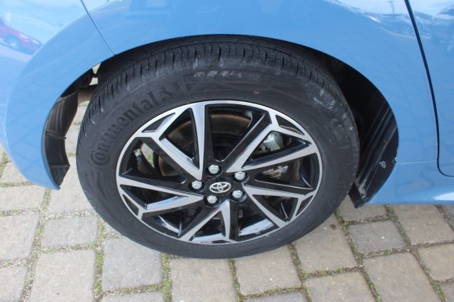 TOYOTA Yaris usata, con Bracciolo