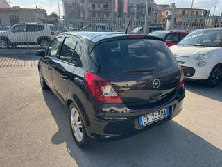 OPEL Corsa usata, con Autoradio