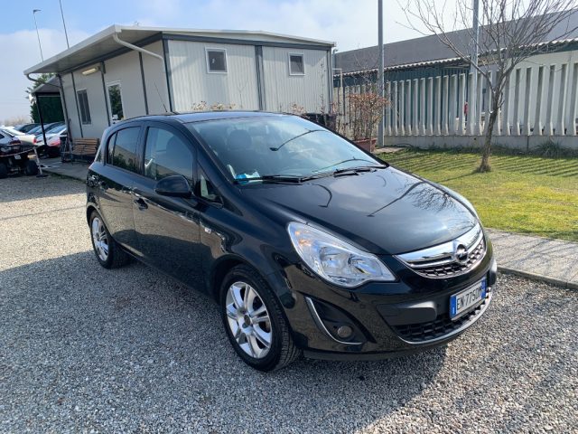 OPEL Corsa usata, con Airbag laterali