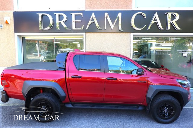 TOYOTA Hilux usata, con Autoradio