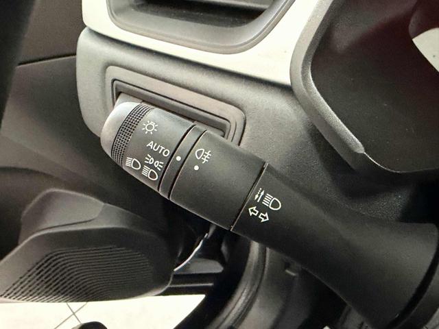 RENAULT Captur usata 19