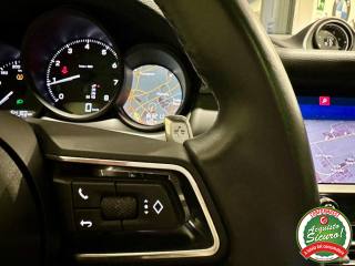 PORSCHE Macan usata, con Sedili riscaldati