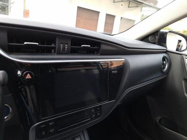 TOYOTA Auris usata 56