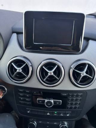 MERCEDES-BENZ B 180 usata, con Servosterzo